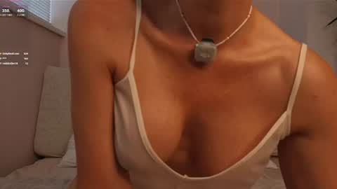 Snapshot of alice_eva chatting on 07/28/26, 03:21 alice_eva online show from 07/28/26, 03:21