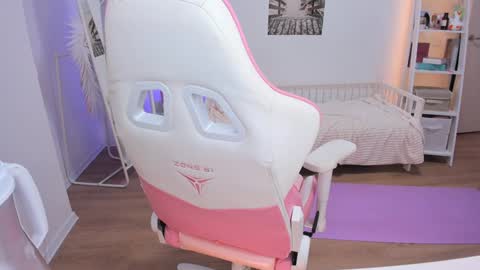 Alichery online show from 01/22/25, 06:42