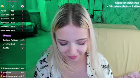 alice_halle online show from 12/11/24, 11:21