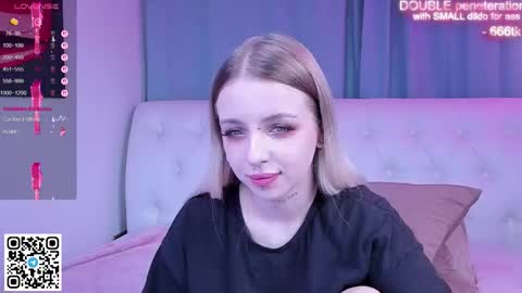 alice_halle online show from 11/12/25, 06:03