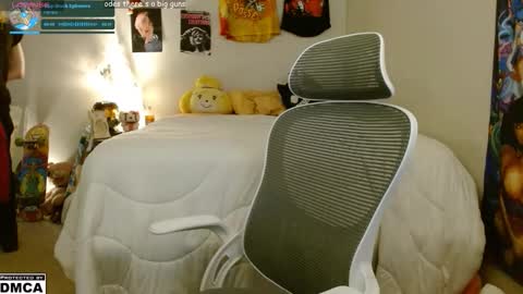 Alice Hatchette online show from 11/18/25, 07:51