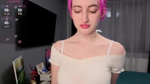 Snapshot of alice_in_chaturland_ chatting on 02/26/26, 04:17 Alice online show from 02/26/26, 04:17