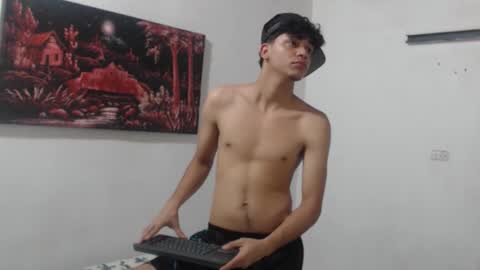 alice online show from 09/27/25, 07:52