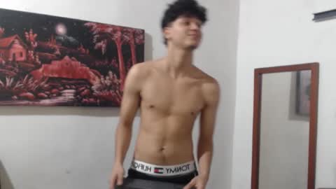 alice online show from 10/25/25, 10:37