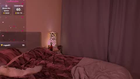 Snapshot of alice_karenina chatting on 11/20/25, 07:13 Alice online show from 11/20/25, 07:13