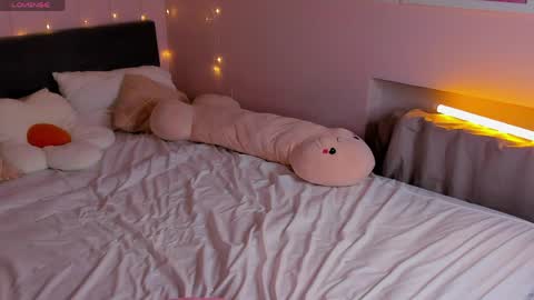 Snapshot of alice_kitagawa chatting on 04/09/26, 11:26 Alice online show from 04/09/26, 11:26