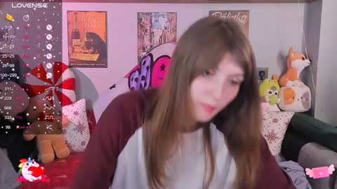 Snapshot of alice_langley chatting on 12/17/24, 12:54 Alice 3 online show from 12/17/24, 12:54