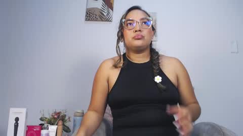 Alice  online show from 04/17/26, 02:09