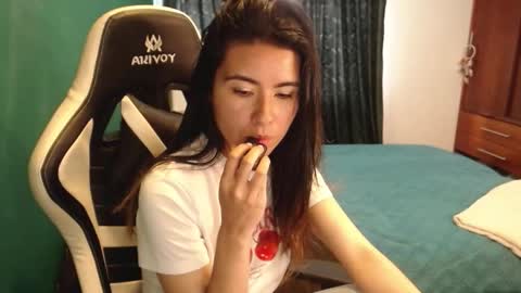 Alice online show from 02/25/26, 03:32