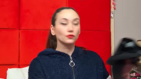 AliceMunro online show from 02/10/25, 04:52