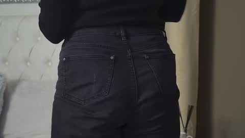 AliceMunro online show from 02/21/26, 08:32