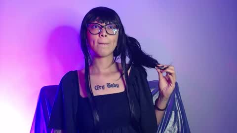      online show from 12/23/25, 04:10