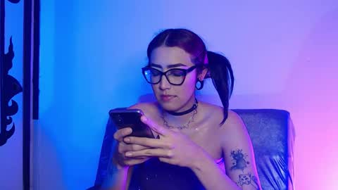      online show from 03/11/26, 01:44