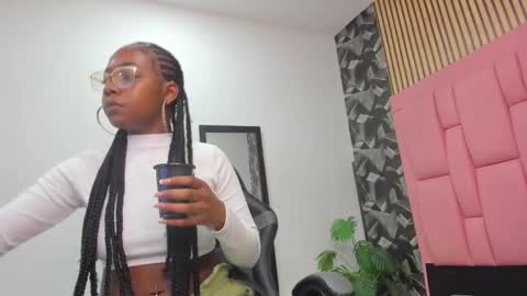 Snapshot of alice_rouusse chatting on 09/09/25, 12:15 alice_rouusse online show from 09/09/25, 12:15