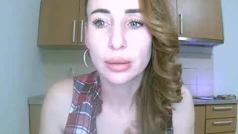 Snapshot of alice_sewx chatting on 11/20/25, 03:01 Alice Sewx online show from 11/20/25, 03:01