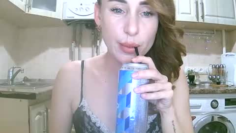 Snapshot of alice_sewx chatting on 11/27/25, 11:07 Alice Sewx online show from 11/27/25, 11:07