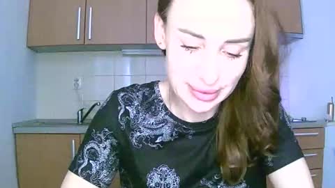 Snapshot of alice_sewx chatting on 03/24/26, 12:43 Alice Sewx online show from 03/24/26, 12:43