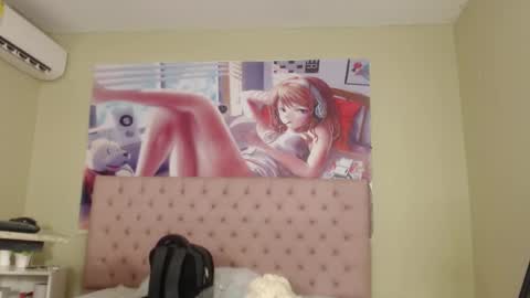 Sofia online show from 02/22/25, 10:40