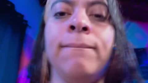 Snapshot of alice_star7 chatting on 10/25/25, 11:07 Alice online show from 10/25/25, 11:07