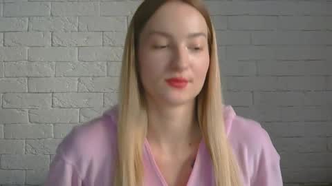 Alice online show from 10/05/25, 02:59