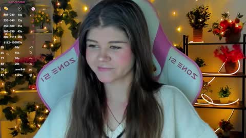 Snapshot of alice_tails chatting on 10/12/25, 02:16 Alice online show from 10/12/25, 02:16