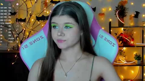 Snapshot of alice_tails chatting on 10/26/25, 09:10 Alice online show from 10/26/25, 09:10