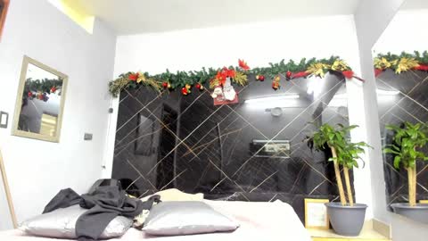 Alice thompsonx online show from 12/05/24, 11:38