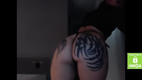 Snapshot of alice_trinity chatting on 01/15/25, 01:23 Alice online show from 01/15/25, 01:23