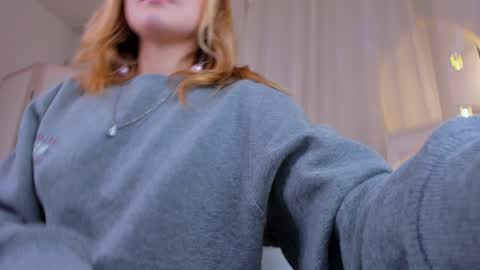 Snapshot of alice_tucci chatting on 12/05/24, 08:00 Alice online show from 12/05/24, 08:00