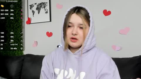 Alice  online show from 02/02/25, 03:28