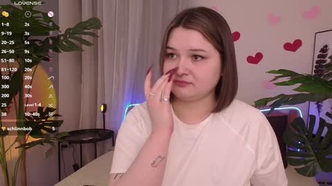 Alice  online show from 02/04/25, 09:52