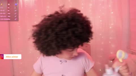 Alice  online show from 11/17/25, 06:24