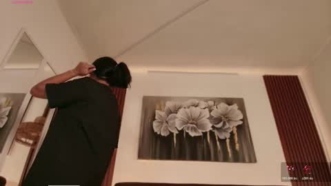 aliceblaker_ online show from 04/28/26, 03:44