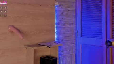 Alice  online show from 02/17/25, 06:26