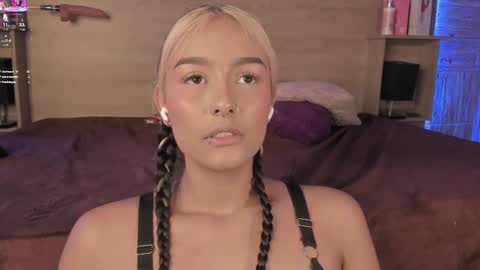 Alice  online show from 03/05/25, 03:07