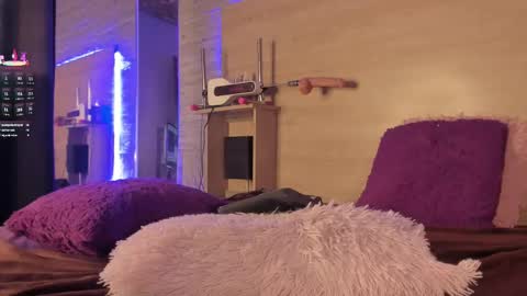 Alice  online show from 03/12/25, 03:18