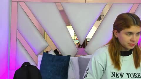 AliceCruz online show from 06/04/26, 12:11