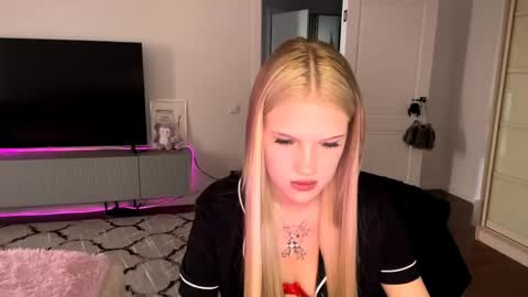 alicedusk online show from 04/23/26, 12:29