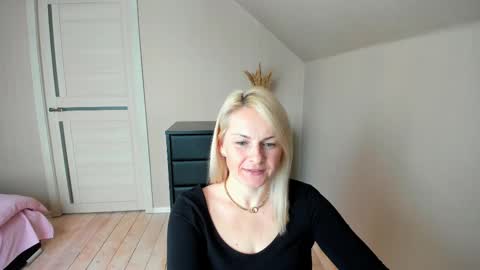 Snapshot of alicee__grace chatting on 03/03/25, 09:33 Alicee online show from 03/03/25, 09:33