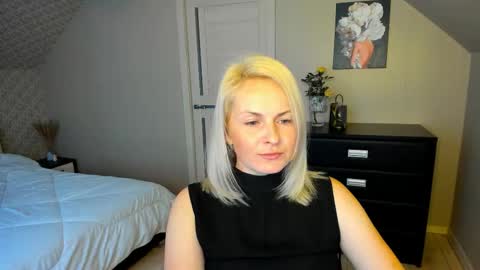 Snapshot of alicee__grace chatting on 11/21/25, 06:34 Alicee online show from 11/21/25, 06:34