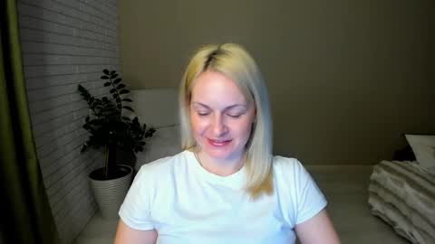 Snapshot of alicee__grace chatting on 02/22/26, 07:01 Alicee online show from 02/22/26, 07:01