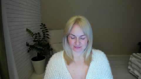 Snapshot of alicee__grace chatting on 03/04/26, 06:58 Alicee online show from 03/04/26, 06:58