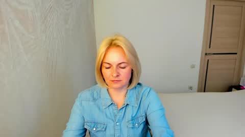 Alicee online show from 04/19/26, 11:42