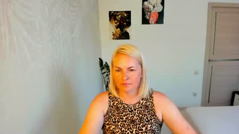 Snapshot of alicee__grace chatting on 07/06/26, 09:17 Alicee online show from 07/06/26, 09:17