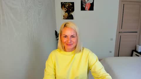 Snapshot of alicee__grace chatting on 07/18/26, 12:20 Alicee online show from 07/18/26, 12:20