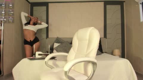 Snapshot of alicee_clark_ chatting on 03/11/26, 01:17 alicee_clark_ online show from 03/11/26, 01:17