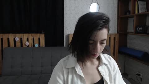 alicee_logan_ online show from 01/05/25, 03:00
