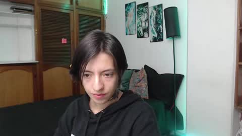 alicee_logan_ online show from 09/11/25, 01:39