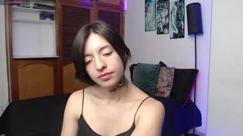 alicee_logan_ online show from 09/28/25, 02:17