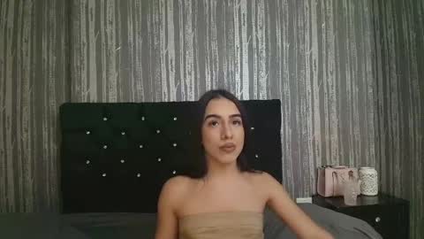 alicee_moonn online show from 05/28/26, 09:01